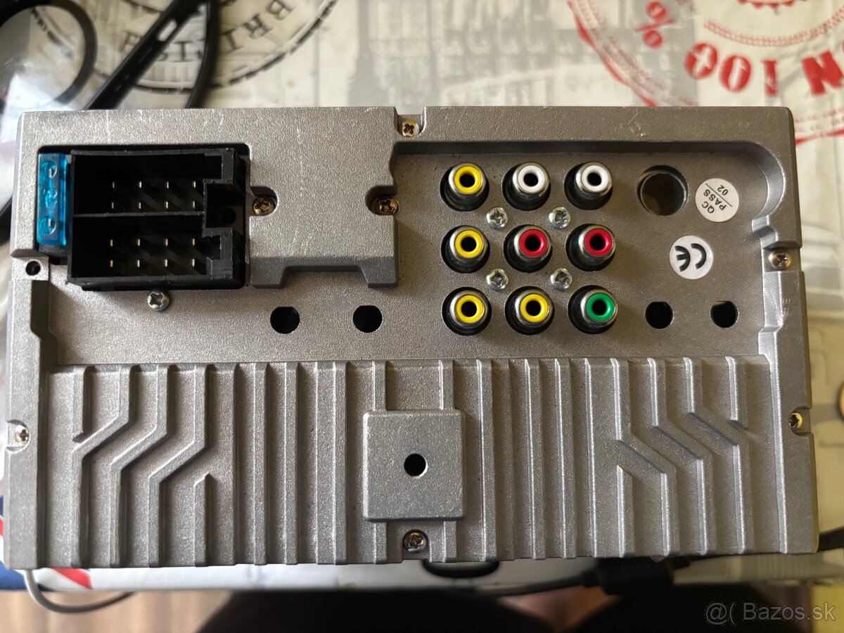 Autorádio (AKAI) - 2