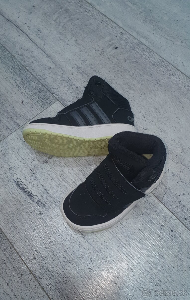 Zateplené tenisky Adidas - 2