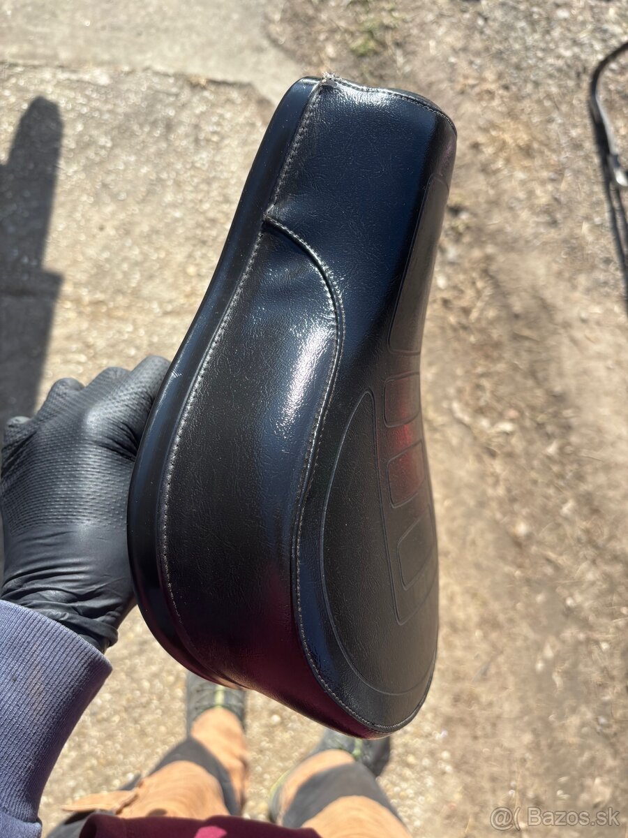 Babetta 210/215/225 sedadlo - 2