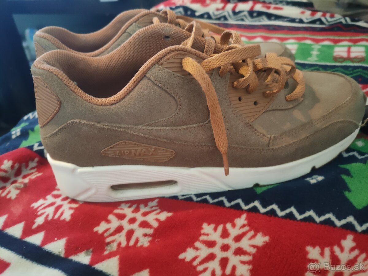 Pár 15€ všetky veľkosť 42 - 2