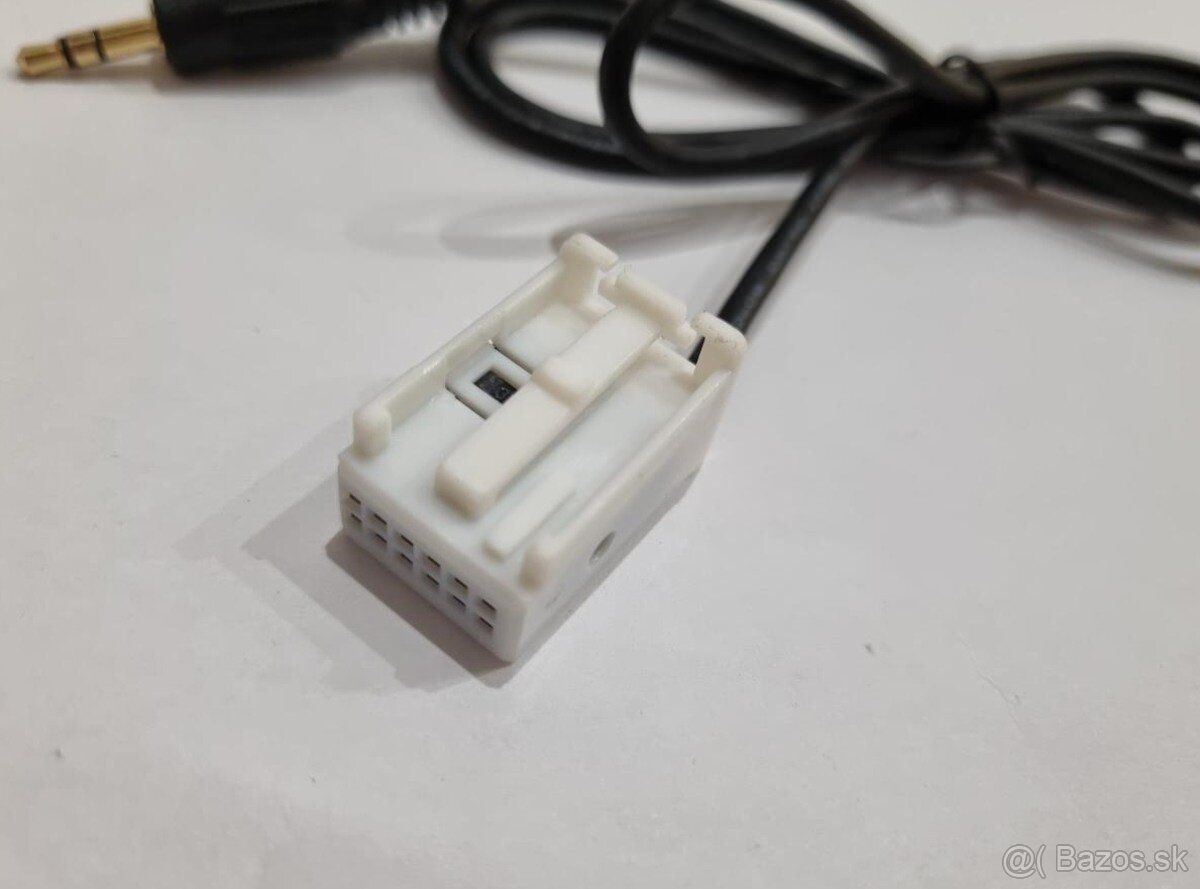 AUX kábel na prehrávanie hudby - 2