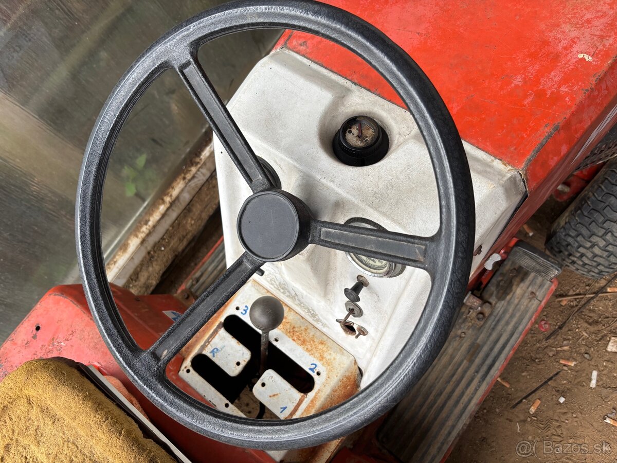 Zahradny Traktorik - 2