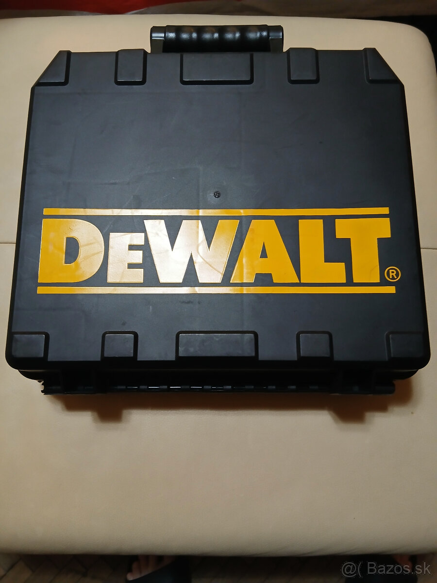 Predam Dewalt DC 725 - 2