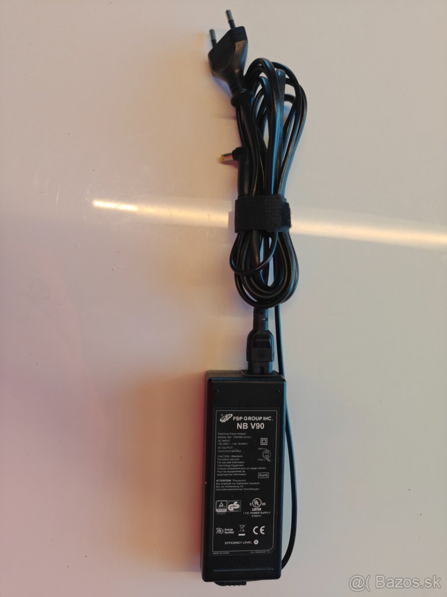 Silný 90W sieťový adaptér FSP (19V, 4.74A) - 2