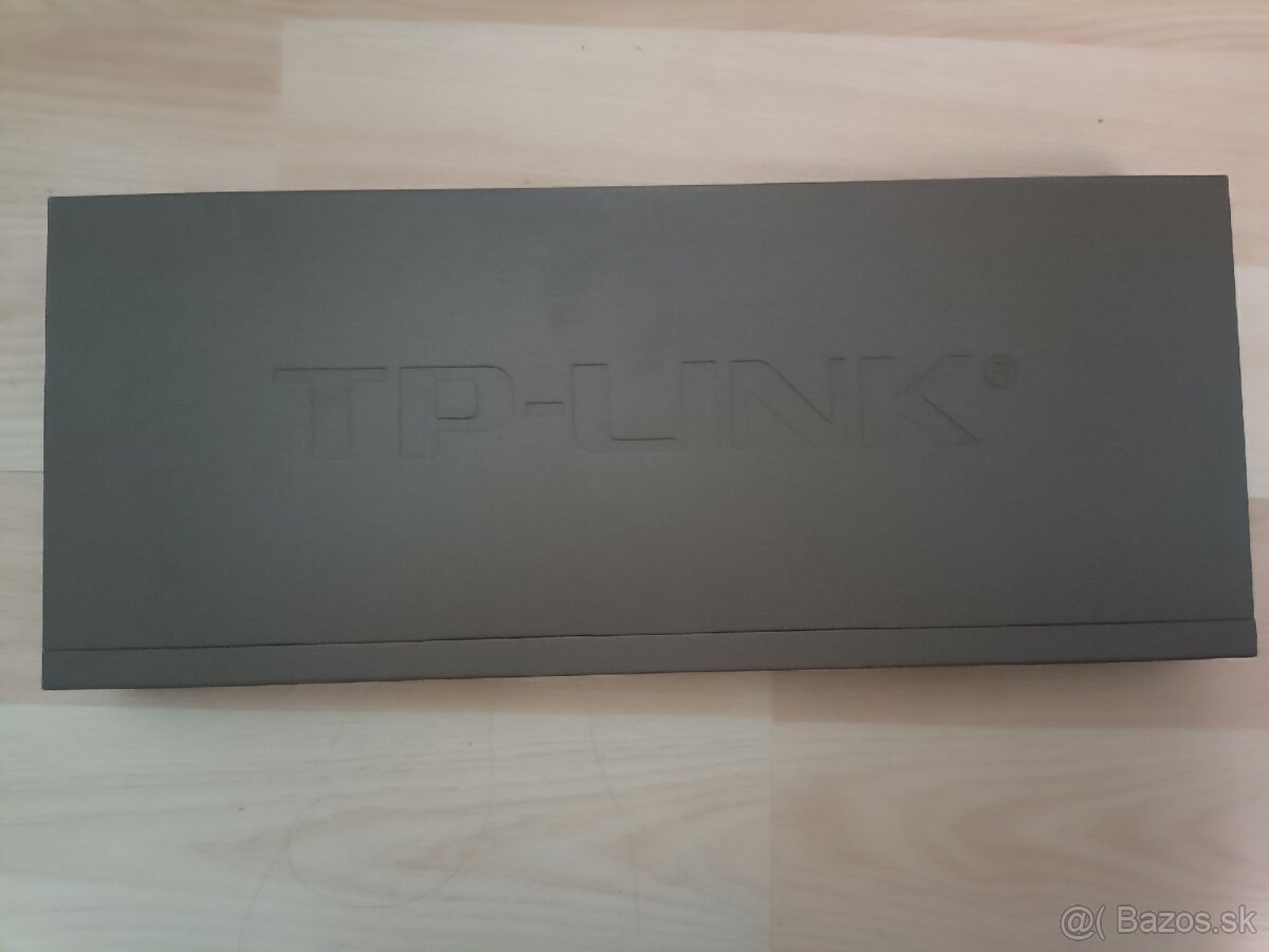 Switch TP-Link TL-SF1024 - 2