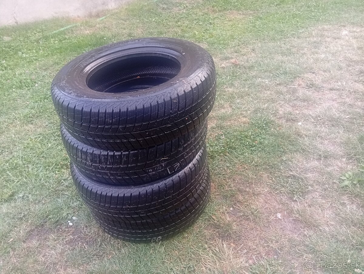 Zimné Gumy 215/70R16 - 2