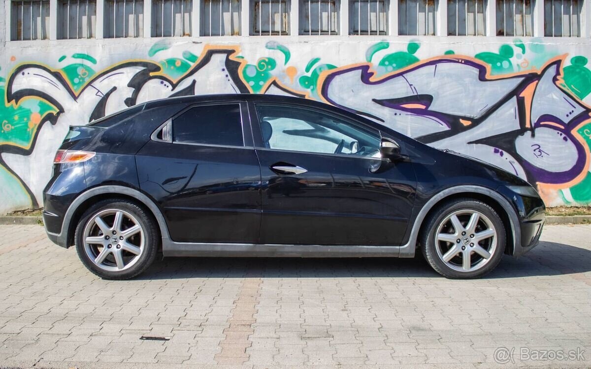 Honda Civic 1.8 VTEC Comfort - 2