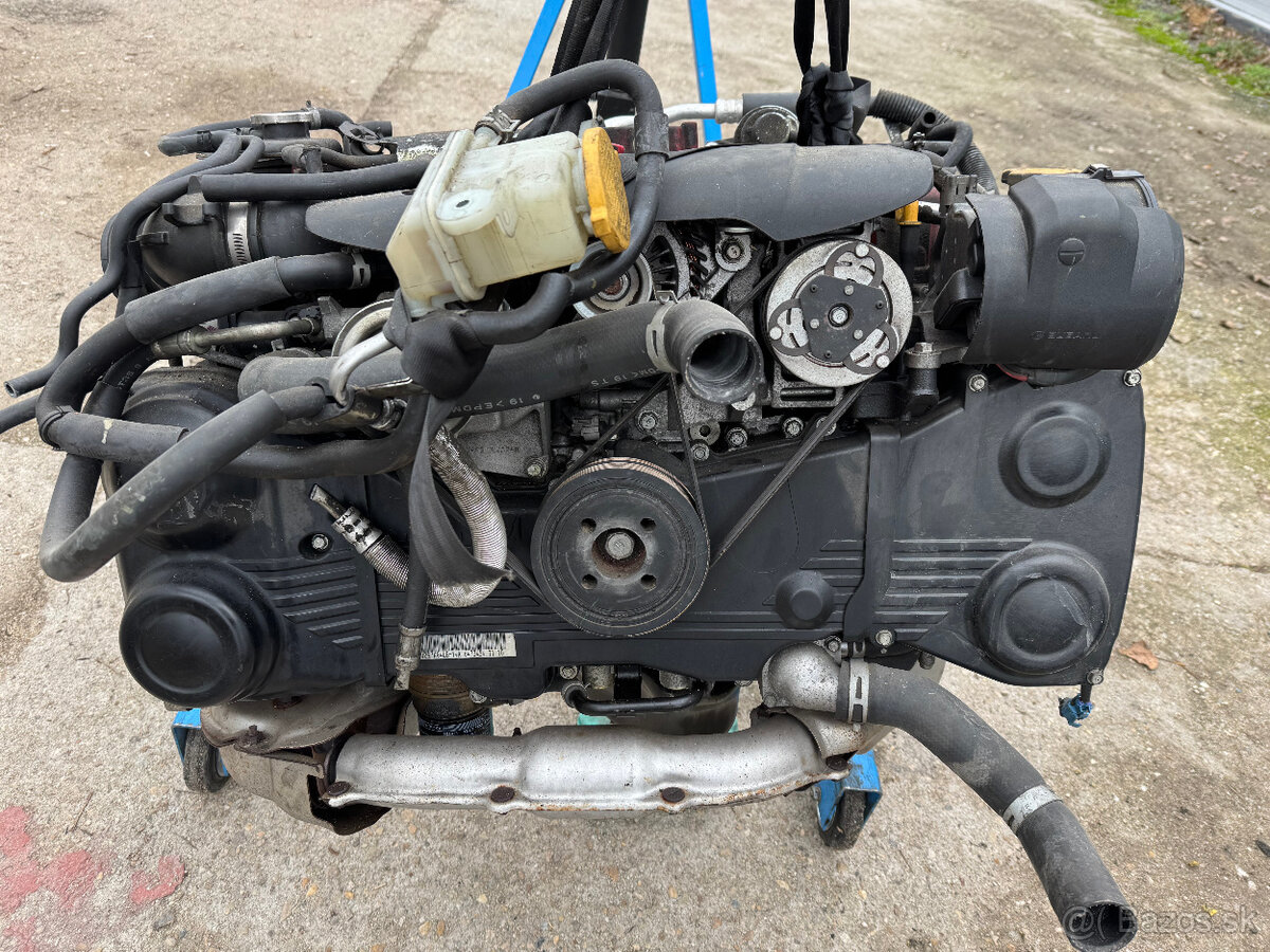 SUBARU 2.5 STi IMPREZA - 2