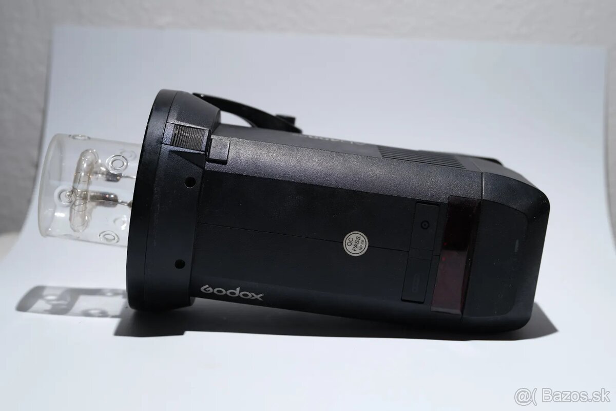 blesky Strobe GODOX AD400Pro - 2