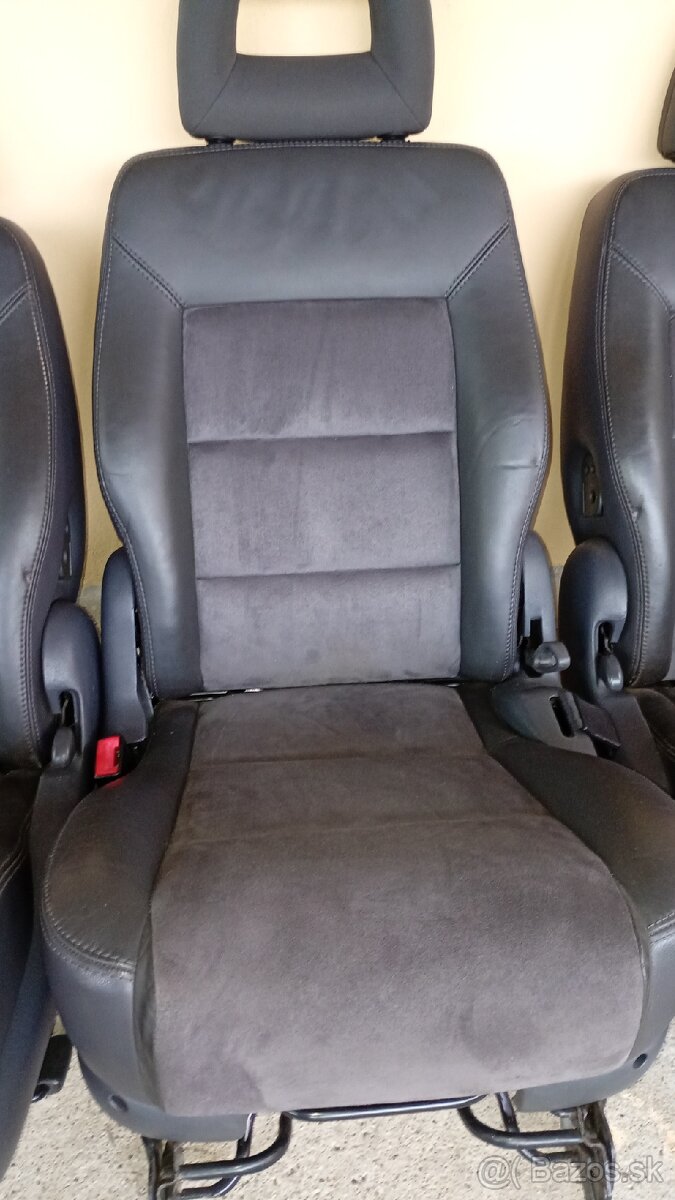 Sedačky+tapacíre VW Sharan , LUXUS v tomto veku. - 2