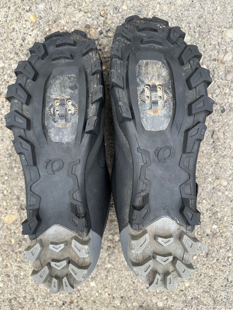 Tretry Pearl Izumi - 2