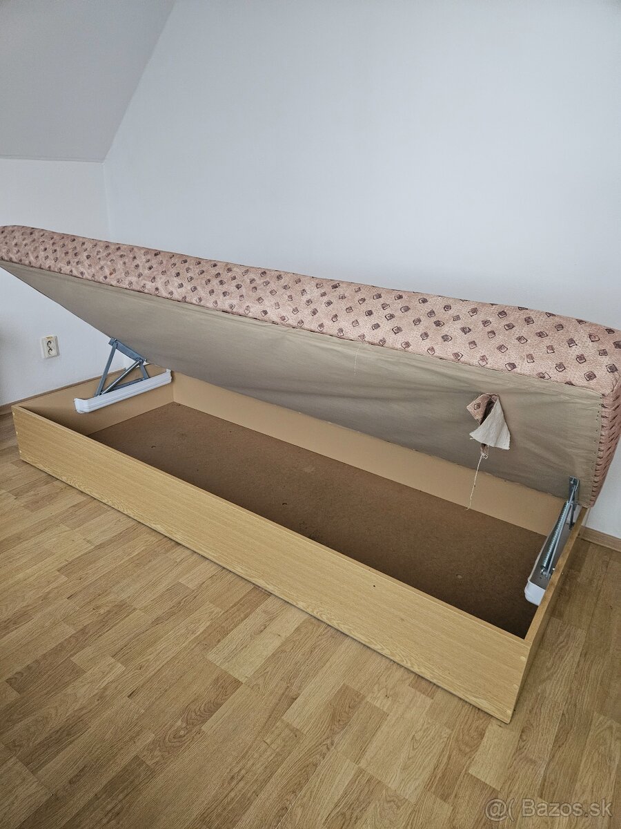 Predám posteľ váľanda - 2