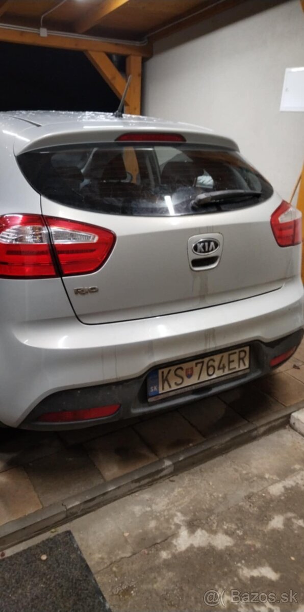 Kia Rio - 2