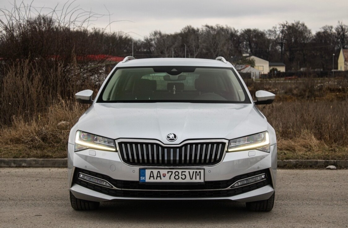 Škoda Superb 2.0 TDI DSG 2019 - 2