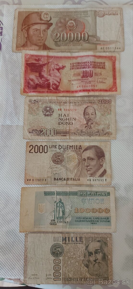 Staré bankovky. - 2