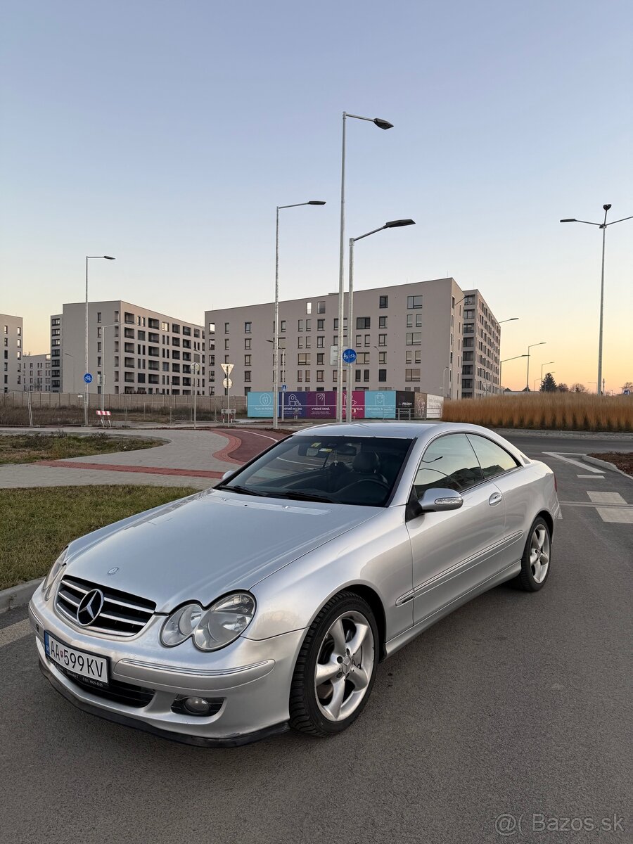 Mercedes- Benz CLK 320 CDI - 2