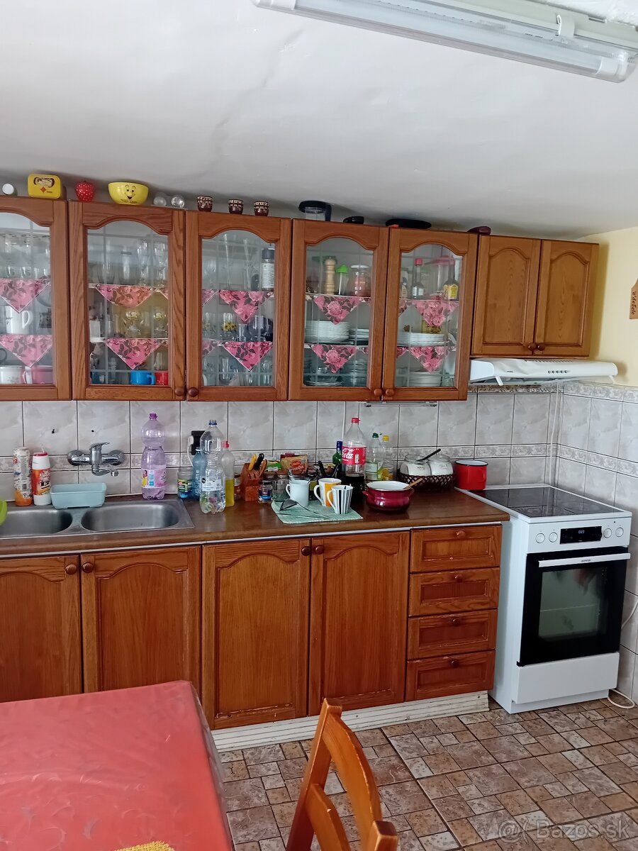 Starší RD v Hornej Potôňi na predaj. - 2