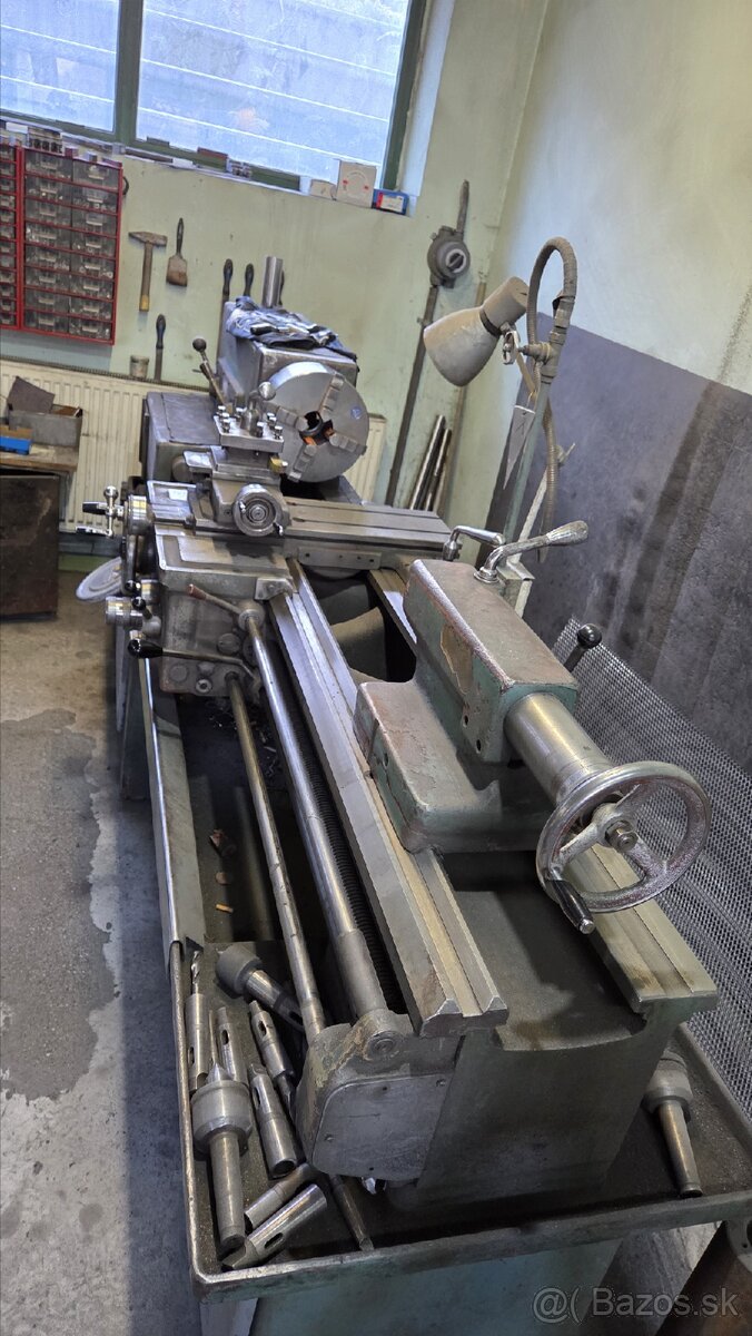 Sústruh SV 18RA - 2