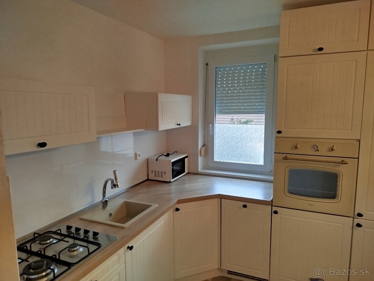 Prenájom 3-izbového bytu - 2