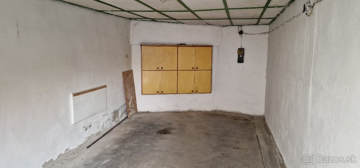 Prenájom garáže Nitra - 2
