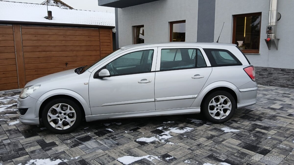 Opel Astra H - 2