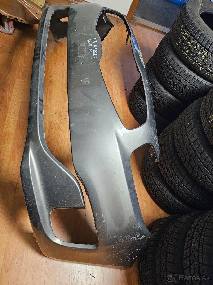 KIA Carens 2016 predný nárazník - 2