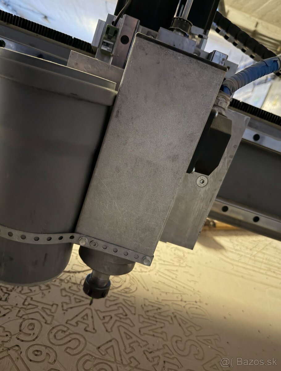 CNC fréza 3000 × 1500 mm – RIChAuto - 2