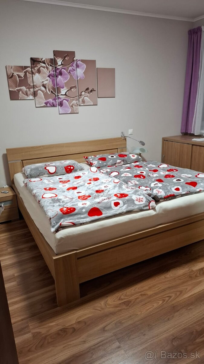 Manželská posteľ 180x200 - 2