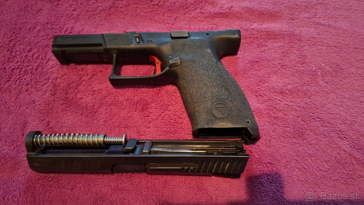 CZ p10c - 2