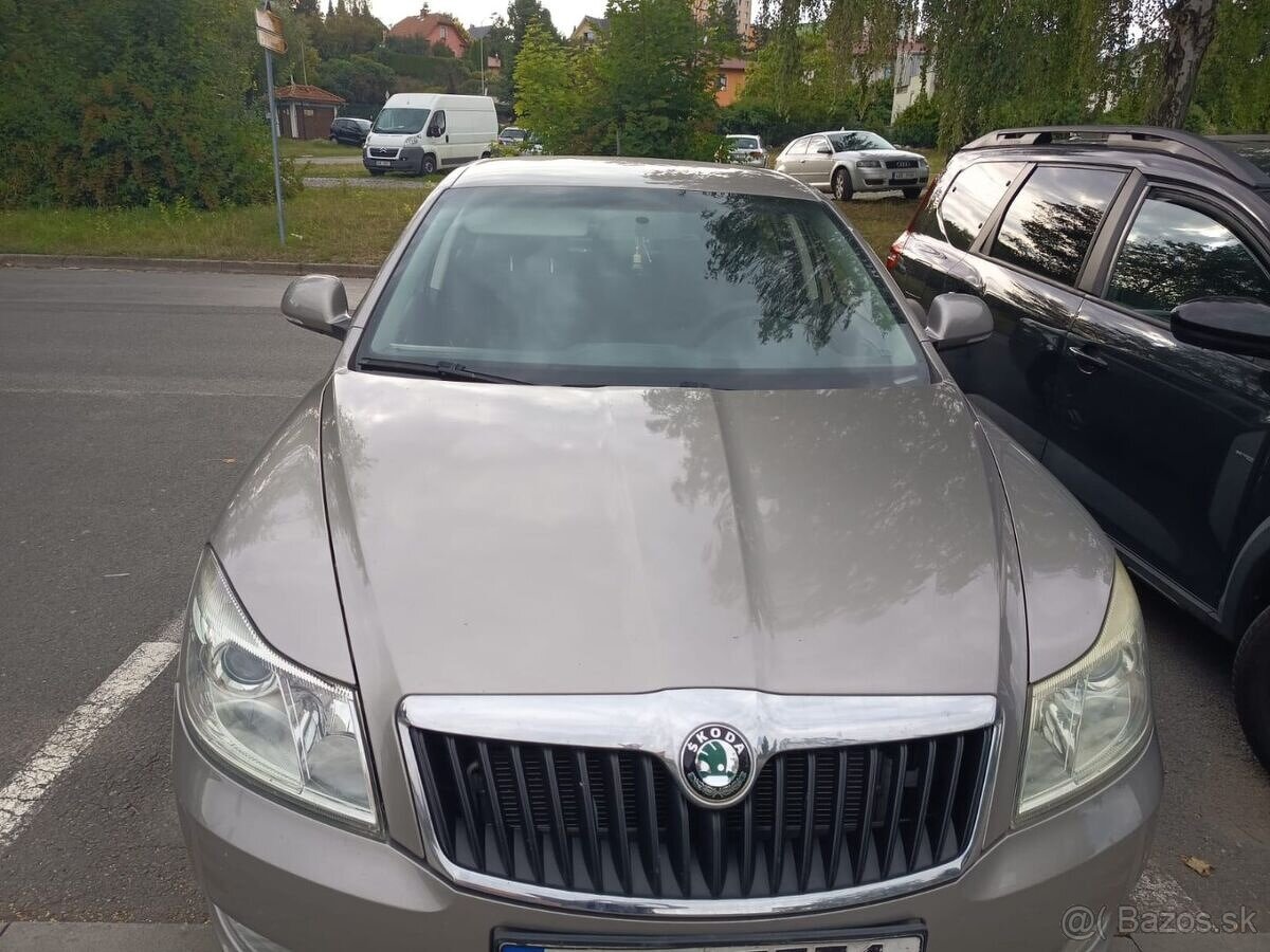 Škoda Octavia 2 Facelift 5dv LPG původ ČR - 2