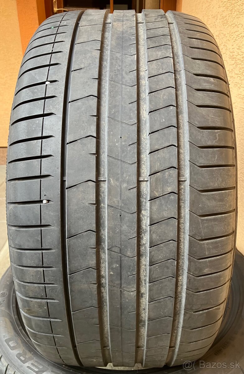 Letné Pirelli 315/35/20 - 2