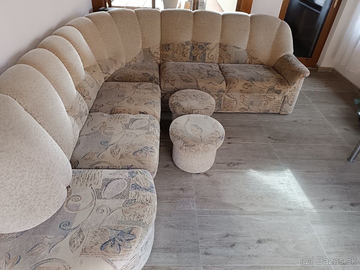 Ponúkam rozkladací gauč s úložným priestorom - 2