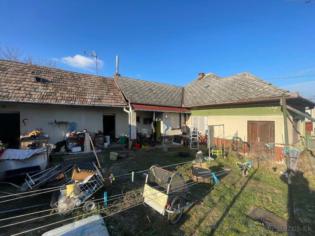 Na predaj rodinný dom v obci Bruty - 2
