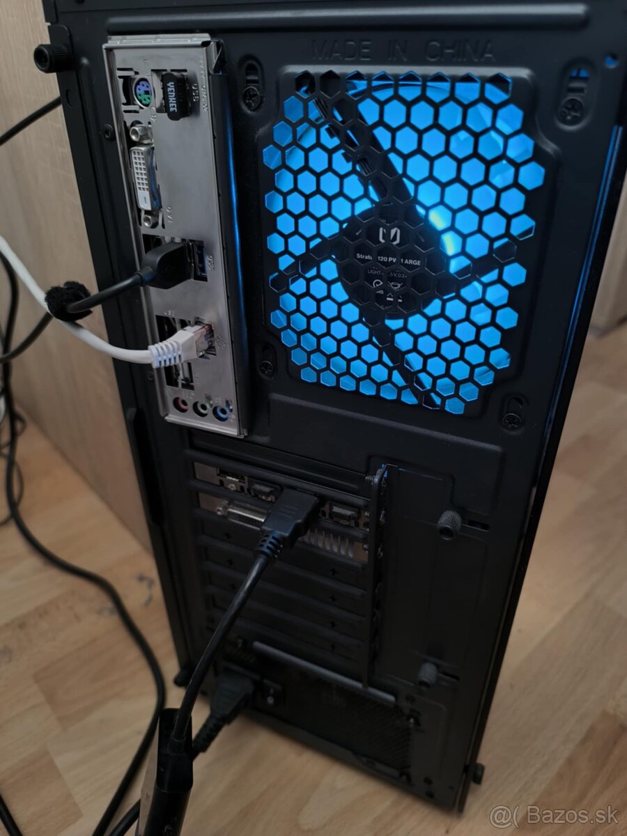 Predám stolný počítač - 2