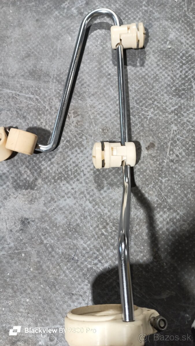 Jawa držiaky plexiskla - 2