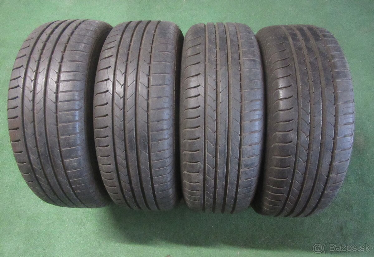 R16 letná sada ŠKODA KAROQ rozteč 5x112 215/60R16 GOODYEAR - 2