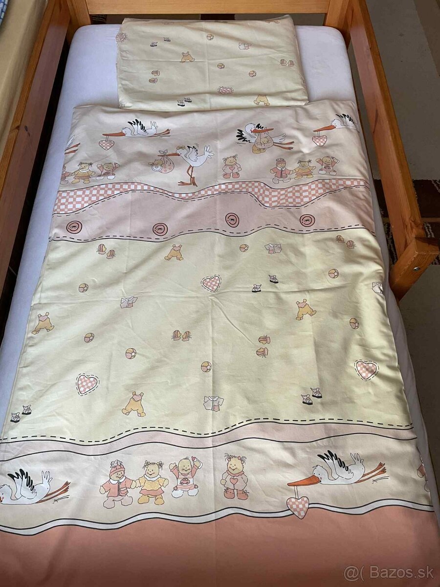 Obliečky do postieľky Bocian s bábätkom - 2