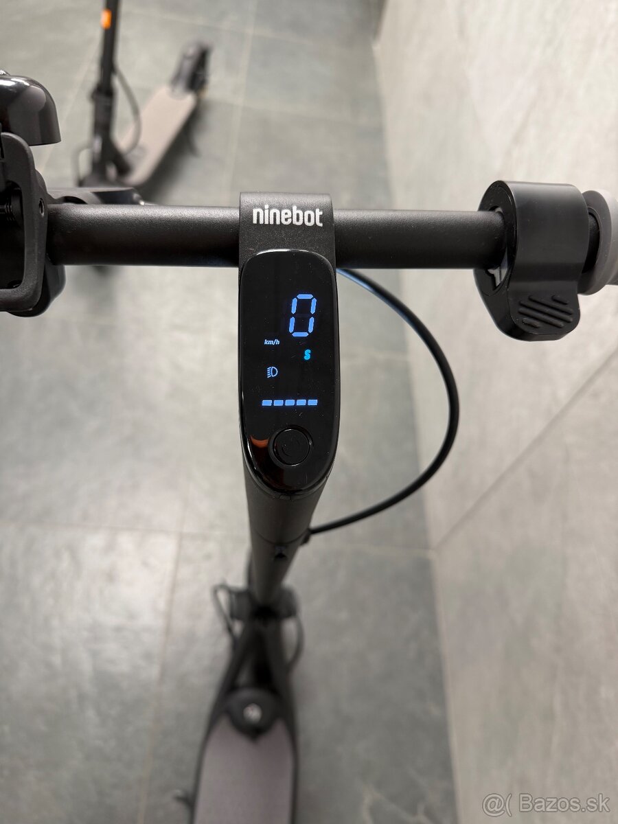 Segway Kickscooter F20D - 2