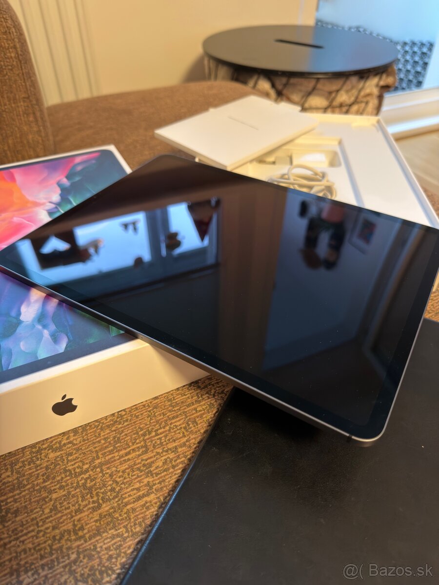 iPad Pro 12.9 inch (4generacia) 128gb Cellular - 2