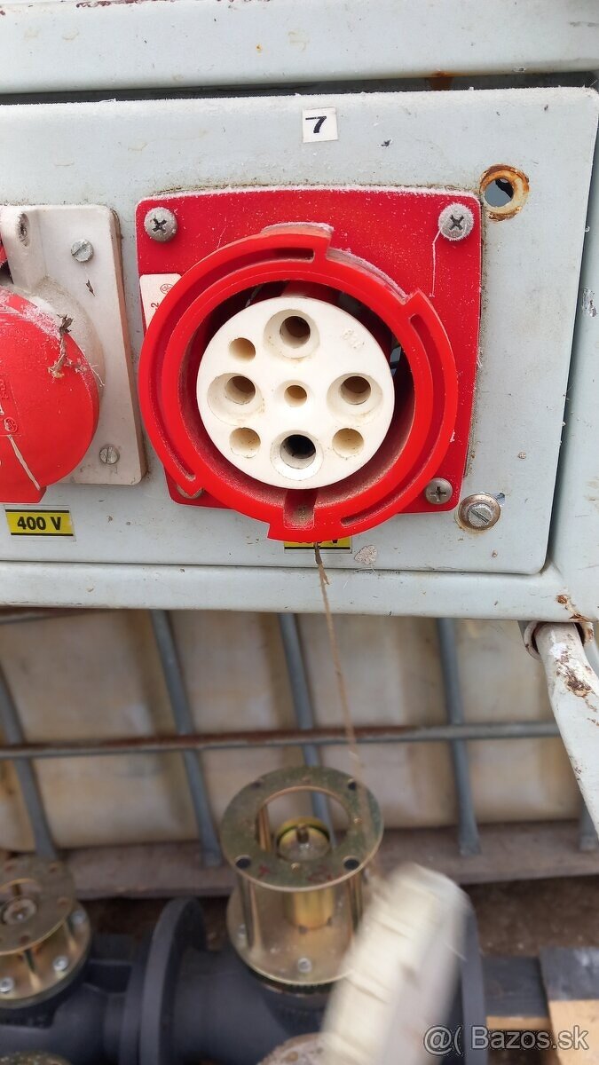 staveniskový rozvádzač - 2