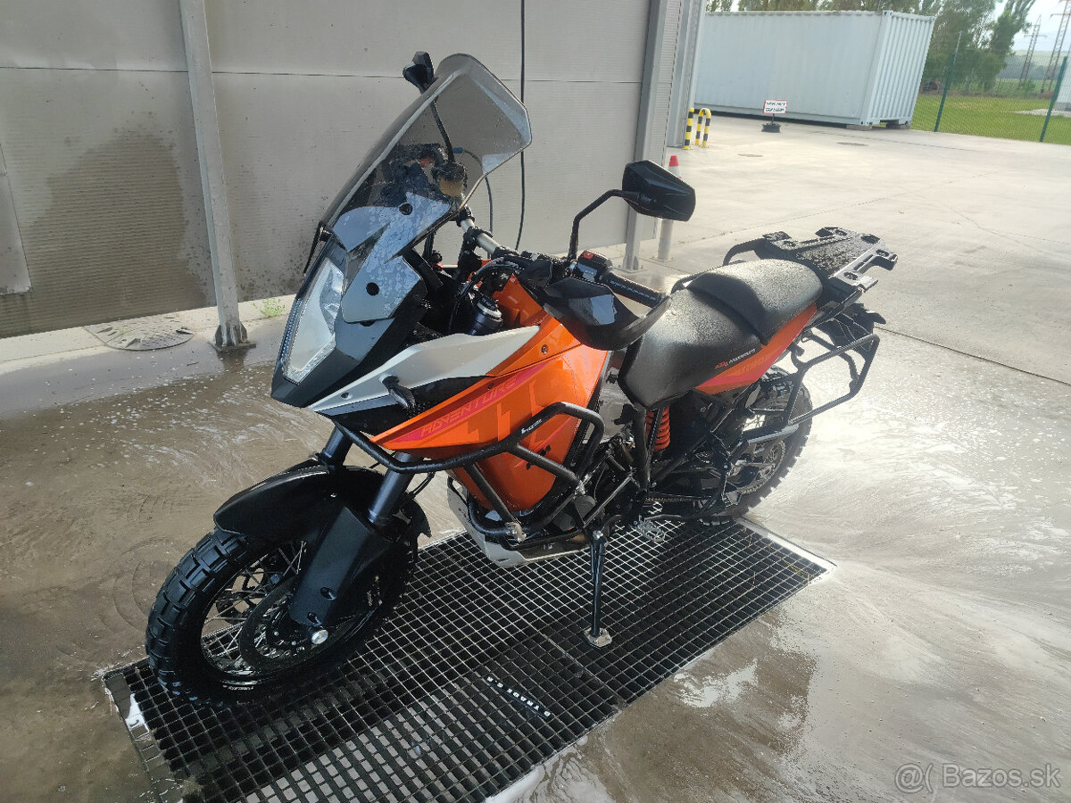 KTM 1190 Adventure - 2