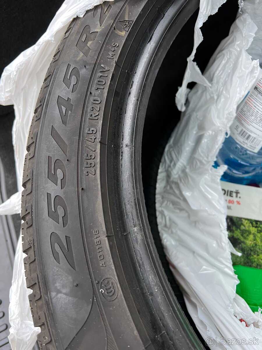 R20 Pirelli - 2