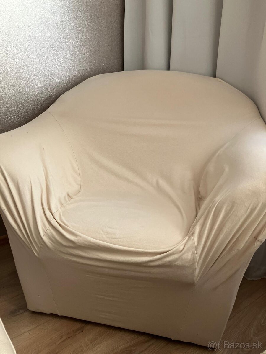 Kreslo a TV stolík - 2