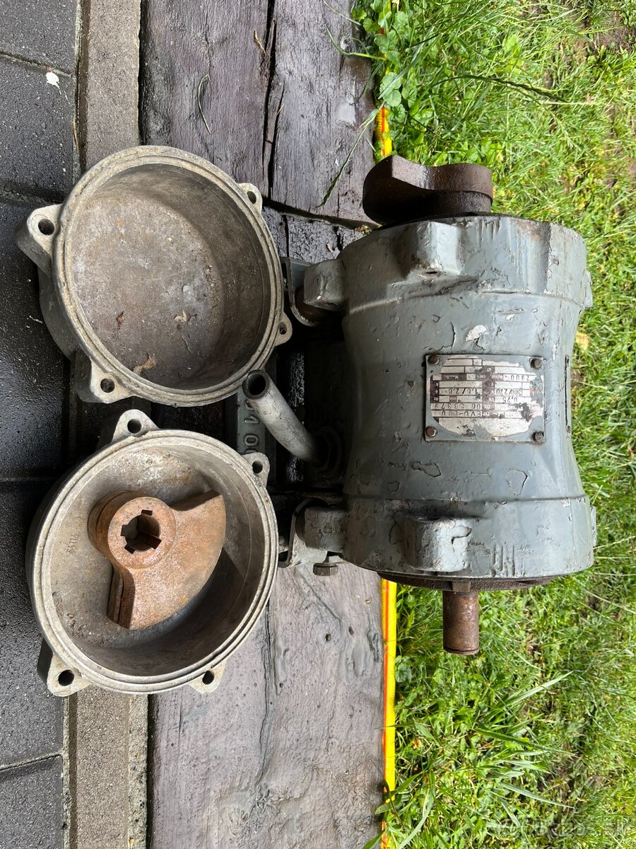 Predám priemyselný vibrátor 0,75 kW - 2