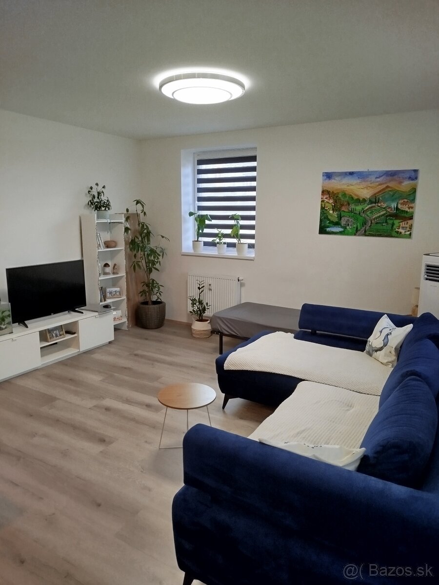 Dám do prenájmu 2 izbový byt v Pezinku. – foto 2
