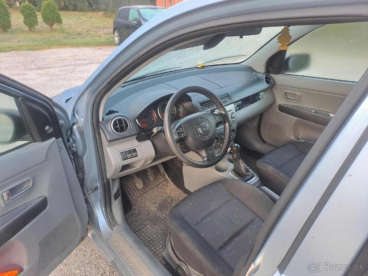 Mazda 2 - 2