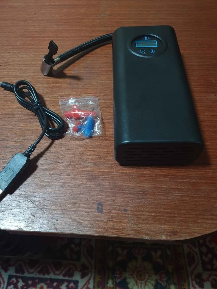 Minikompresor-pumpa na bicykle auta a ine....novy nevybaleny - 2