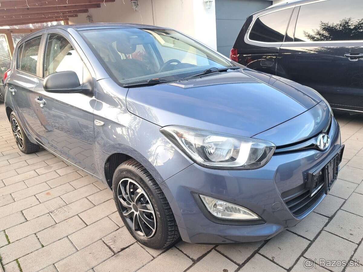 Hyundai i20 1,25 benz m2014 62,5KW - 2