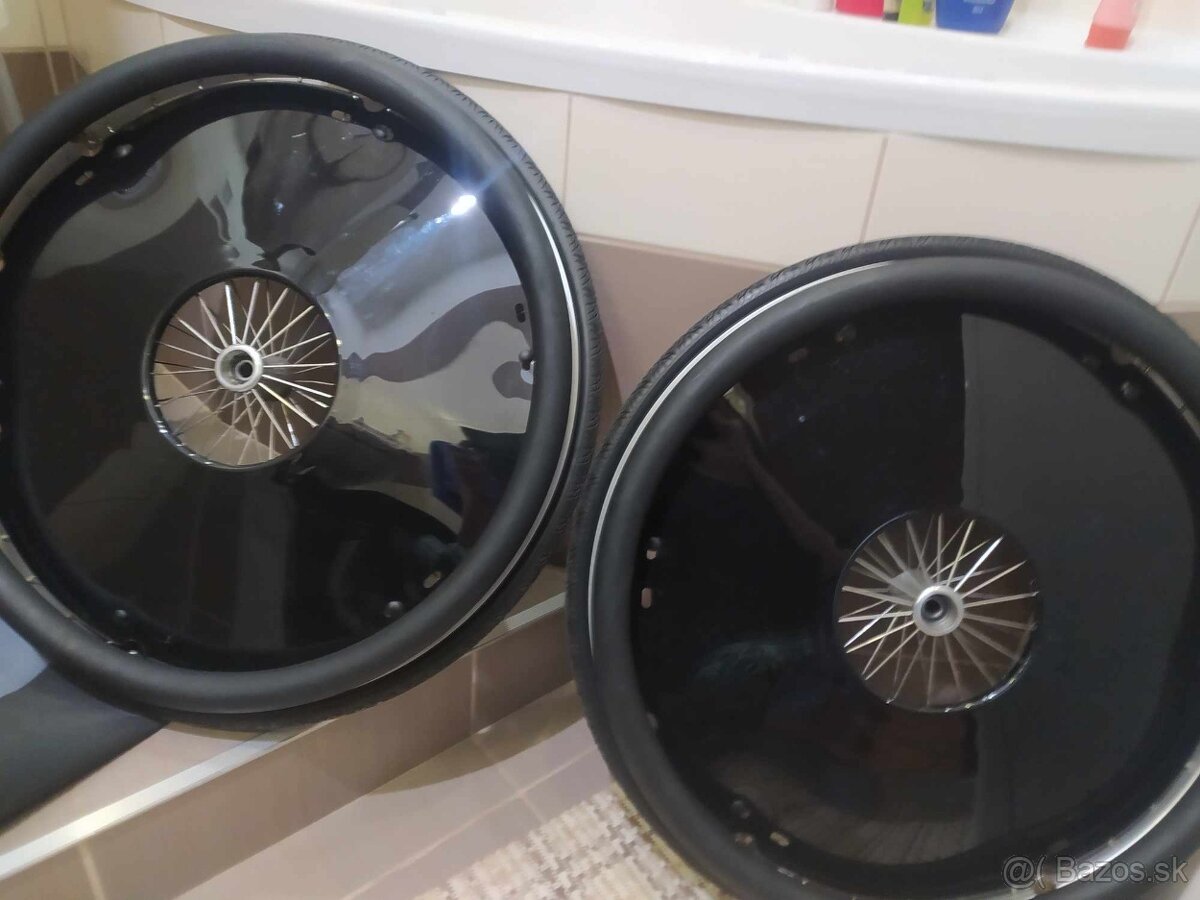 Predam zadne kolesa na sopur . - 2
