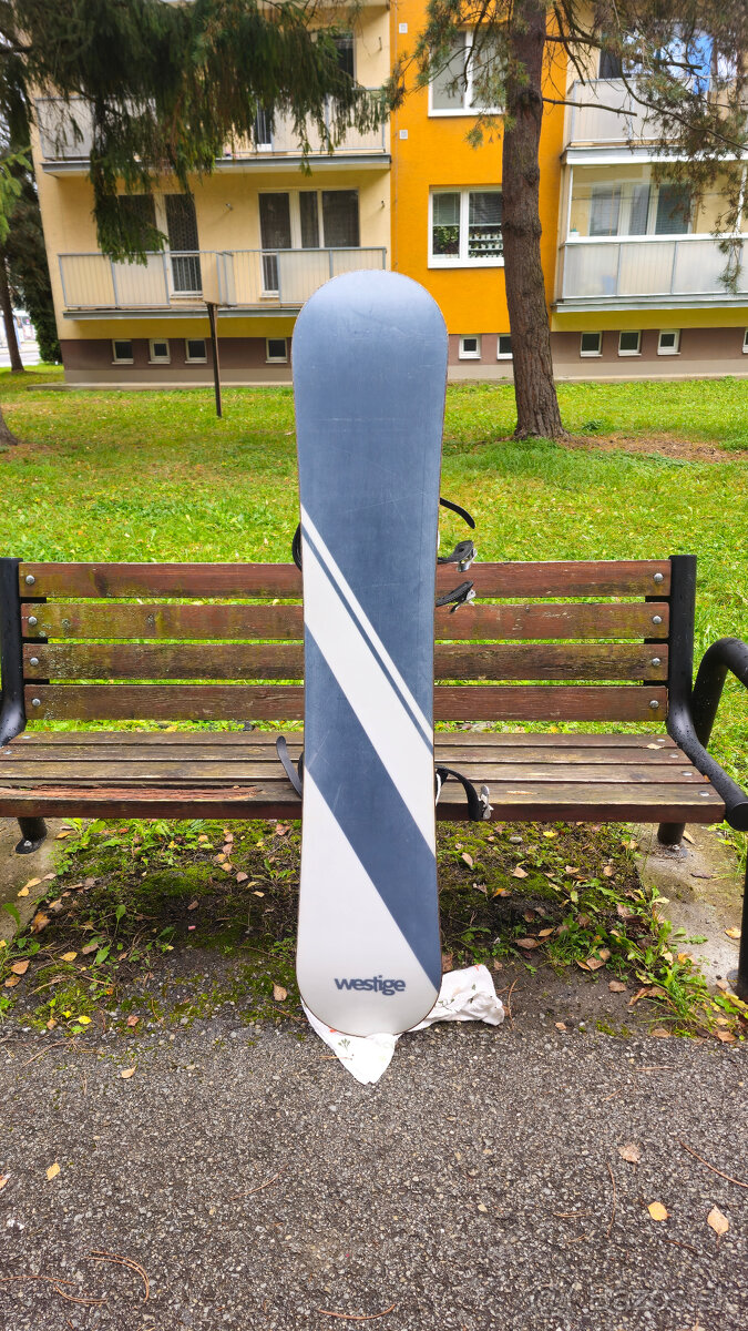 Predám používaný snowboard Westige Royal 140cm - 2
